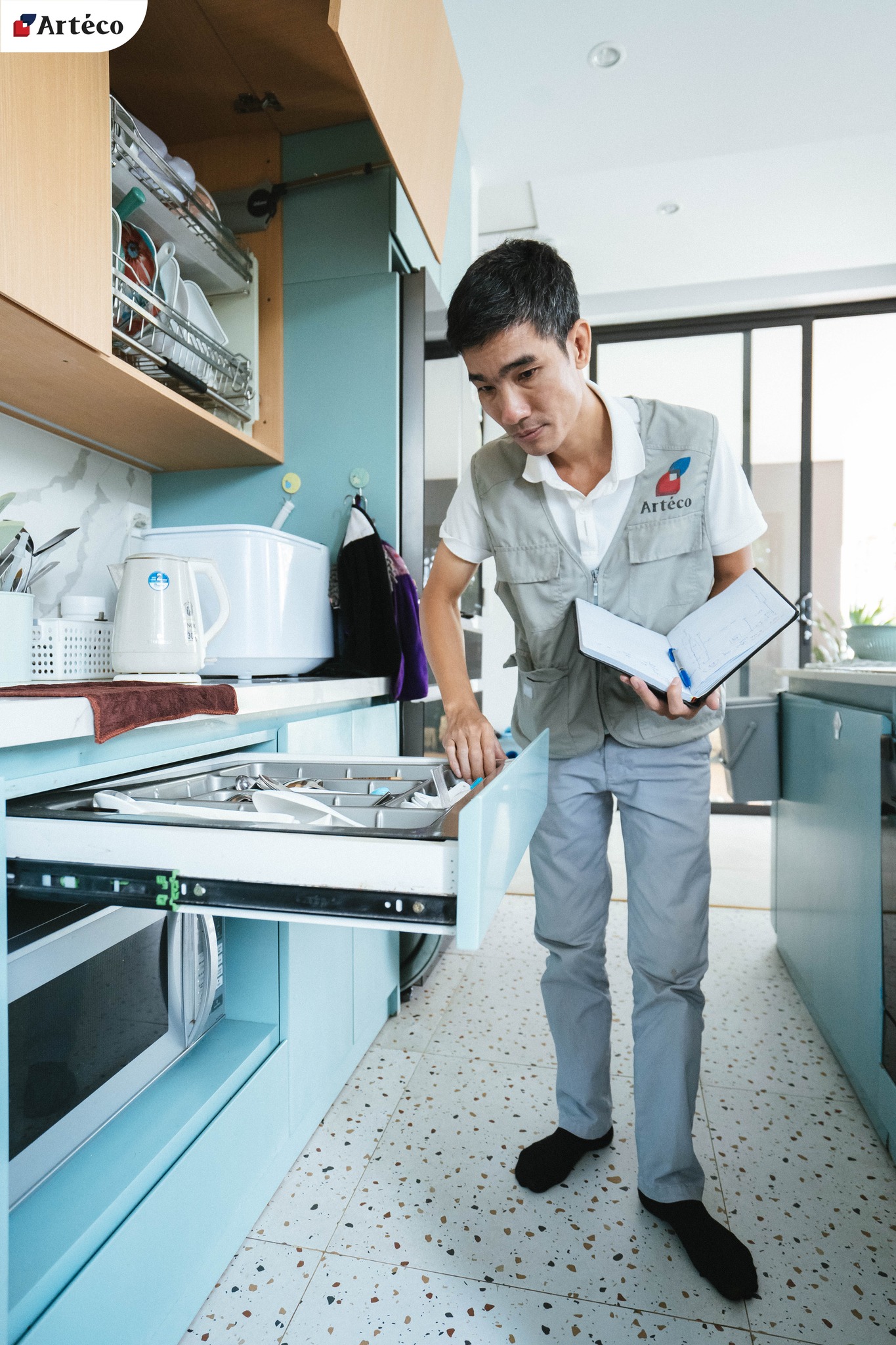 lu-y-ve-hoat-dong-giam-sat-thi-cong-noi-that