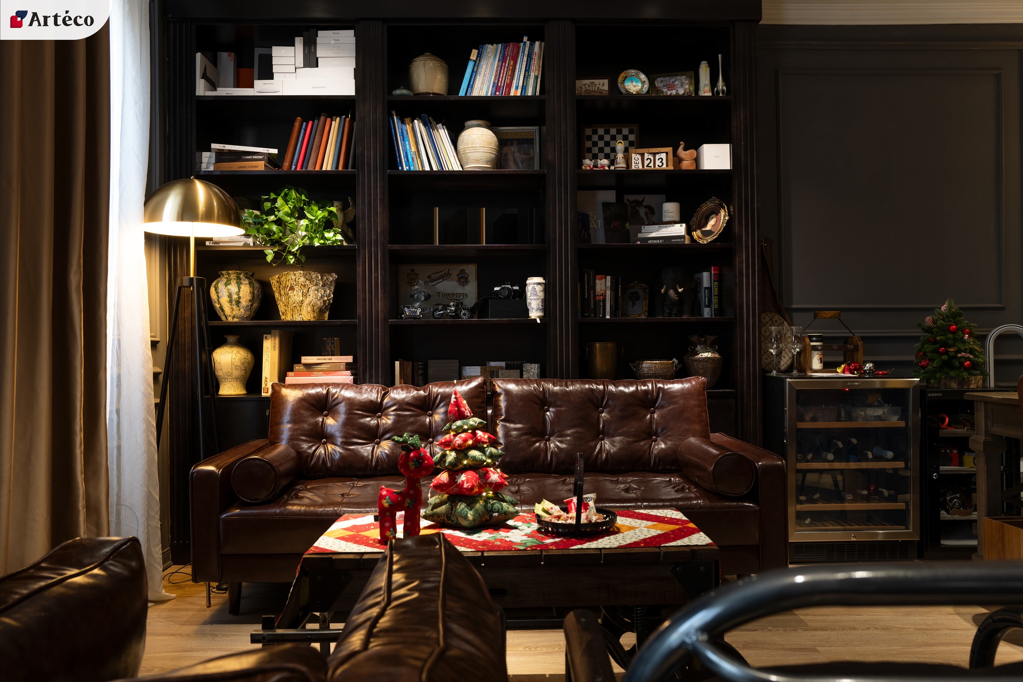 noi-that-tan-co-dien-phong-lam-viec