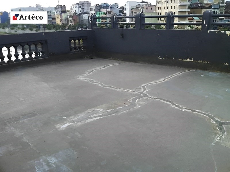 nhung-nguyen-nhan-khien-san-thuong-bi-nut-tham-dot