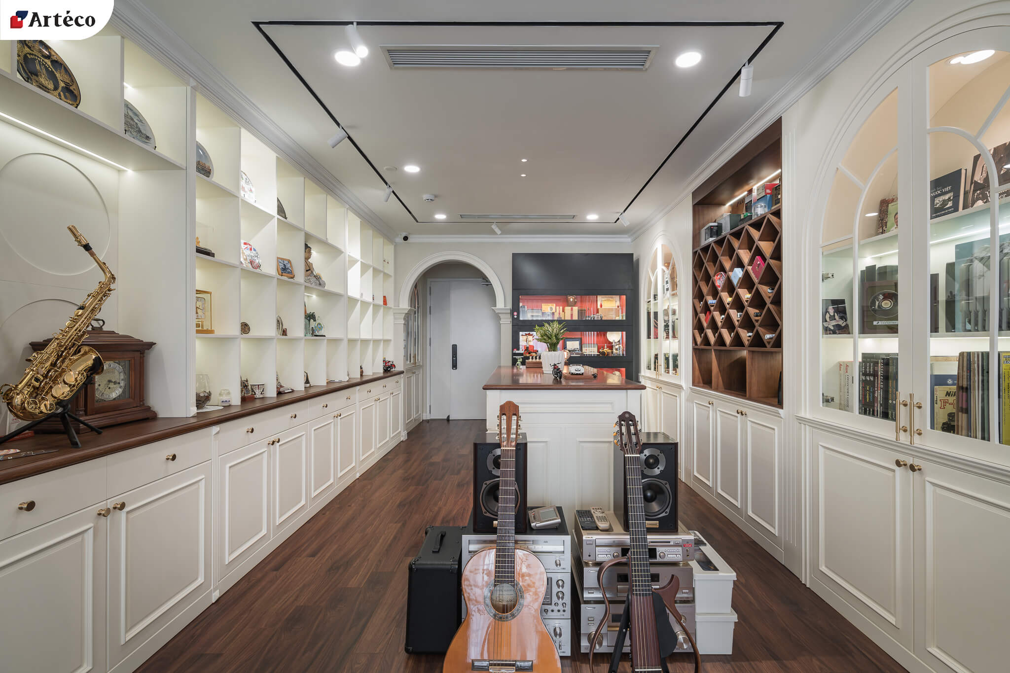 phong-trung-bay-cua-pieris-house